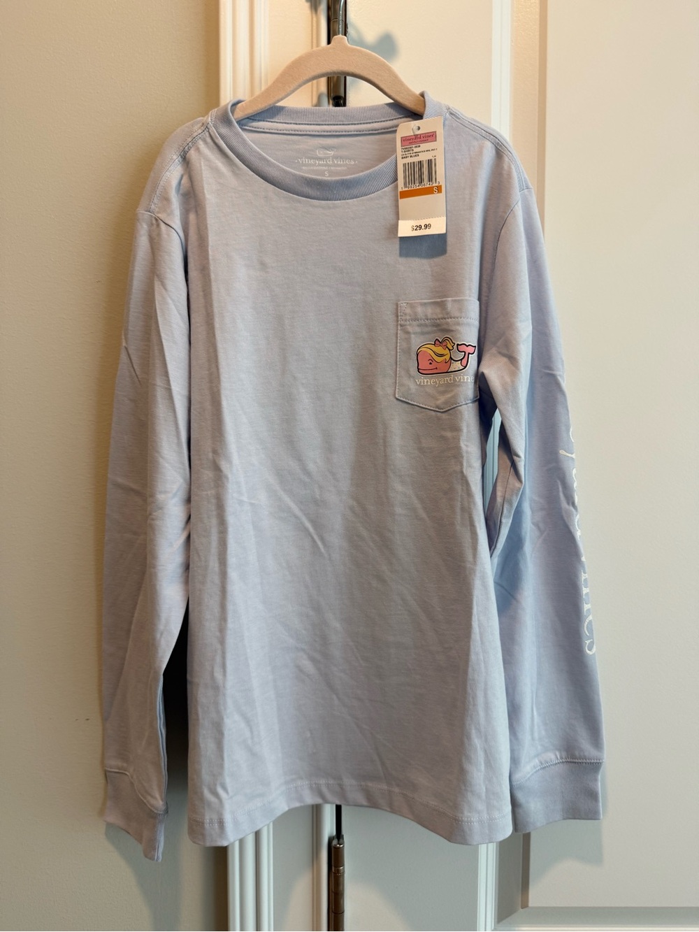 Vineyard Vines Light Blue Gymnastics Long-Sleeve Pocket Tee with Whale Patch